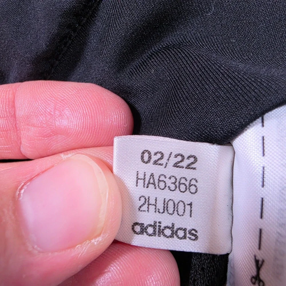 Adidas Rhode Island Rams Men M Black L/S Full Zip Hooded Jacket HA6366